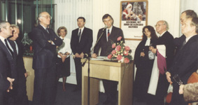 Erffnung der umgebauten Filiale in Warburg-Ossendorf, 12. Dezember 1987